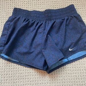 NWOT—Nike shorts